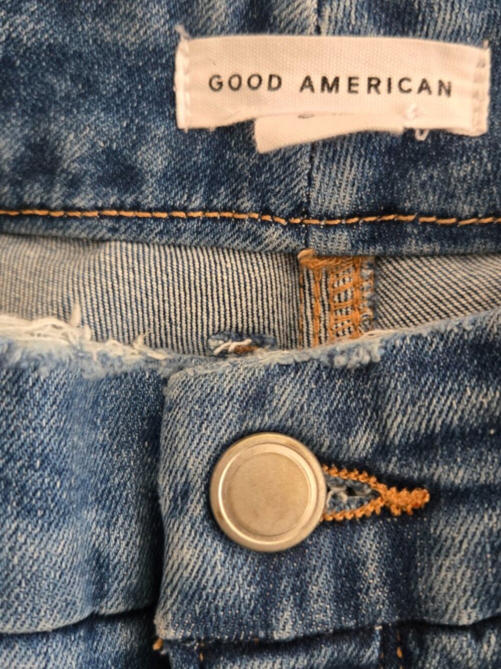 Good American Jeans - Picture 5 of 6